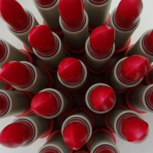 Snowberry Red SPF30